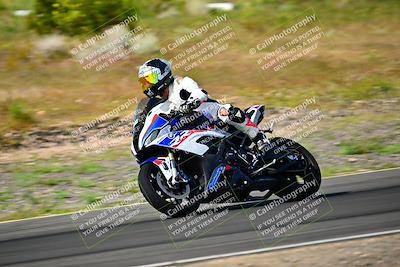 media/Apr-12-2024-2WTD (Fri) [[cde236eda6]]/B Group/Session 1 (Turn 4)/